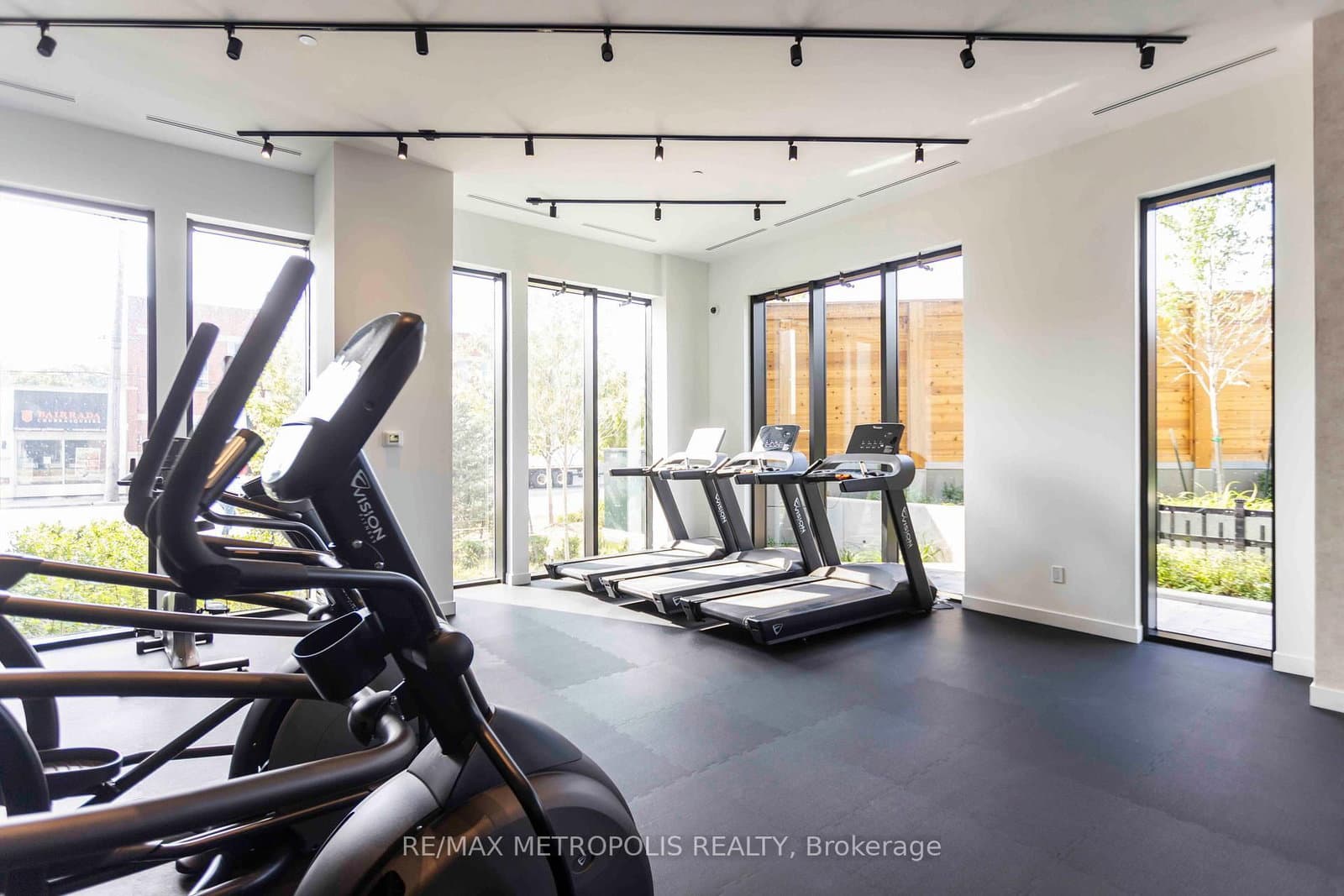 2300 St Clair Avenue W, Unit 619 thumbnail 16