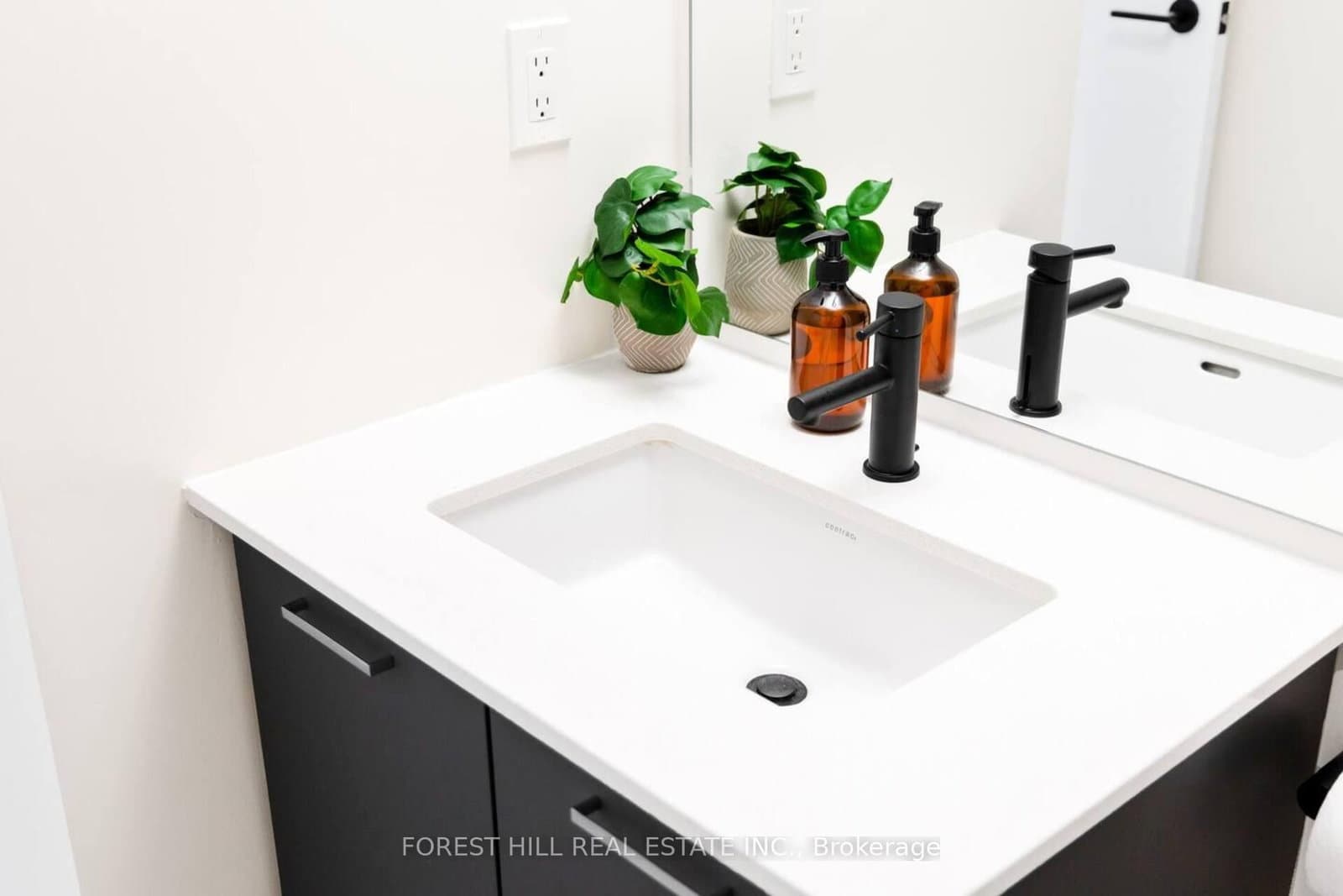 2300 ST CLAIR AVE Avenue W, Unit 913 thumbnail 24