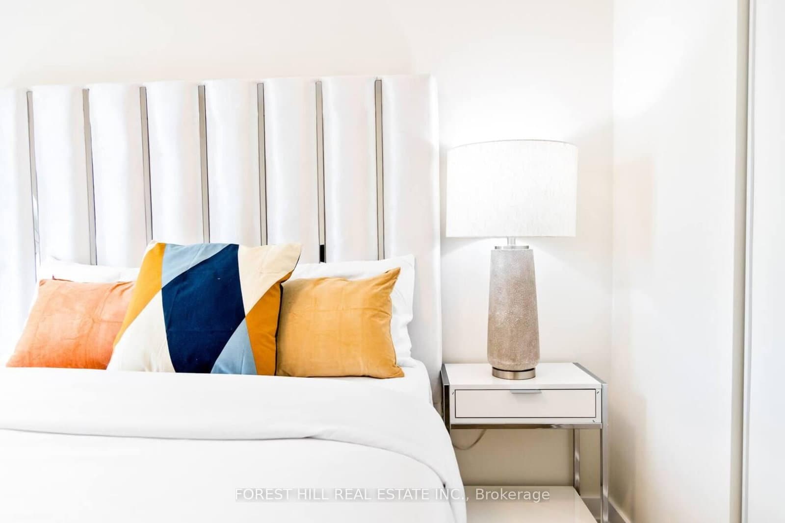 2300 ST CLAIR AVE Avenue W, Unit 913 thumbnail 27