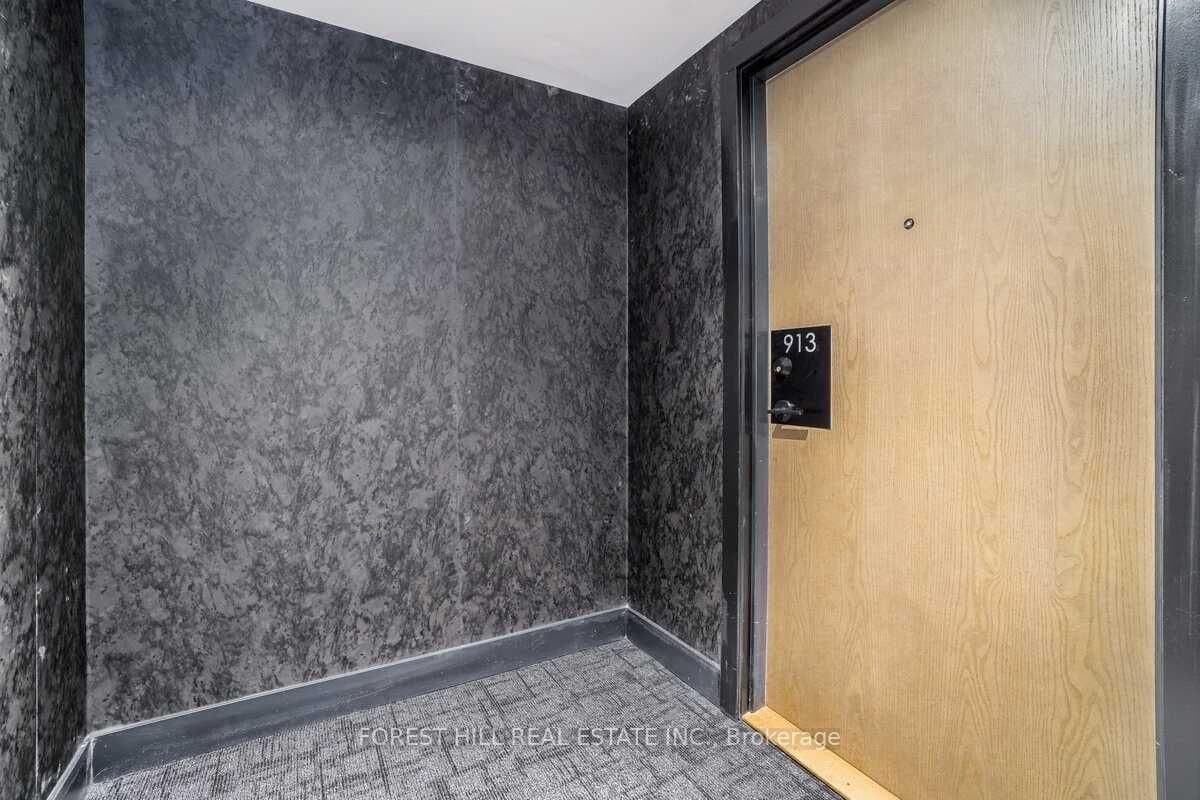 2300 ST CLAIR AVE Avenue W, Unit 913 thumbnail 34