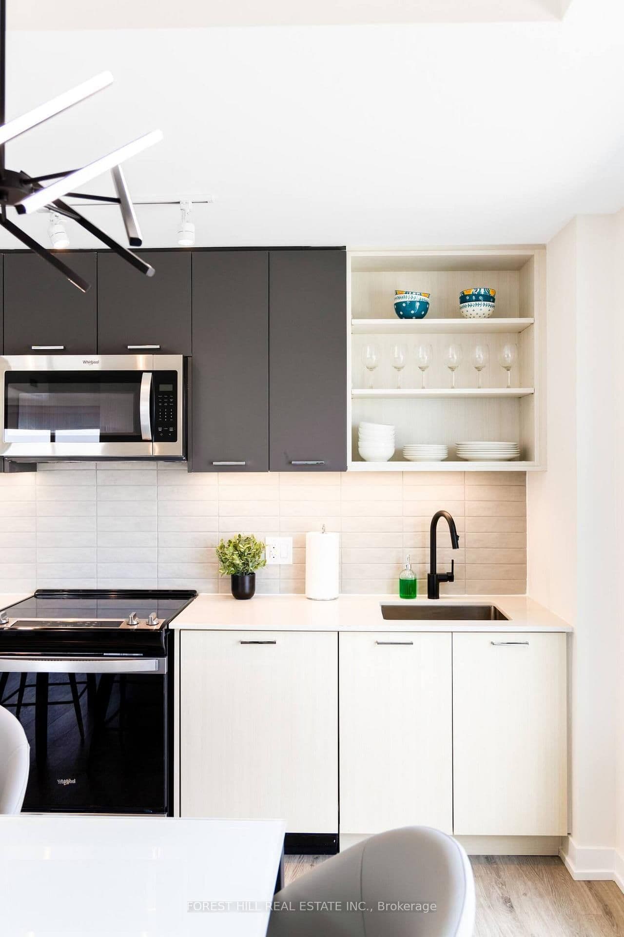 2300 ST CLAIR AVE Avenue W, Unit 913 thumbnail 9