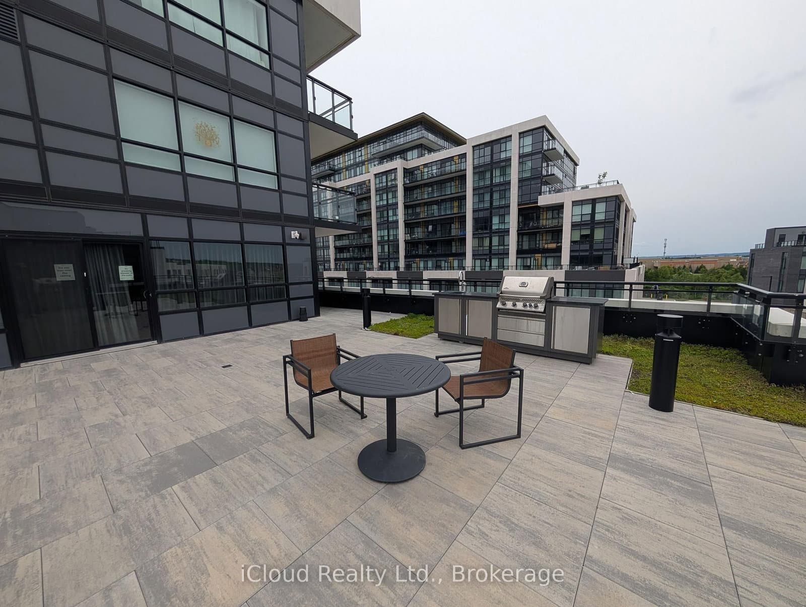 395 Dundas Street W, Unit 417 thumbnail 34