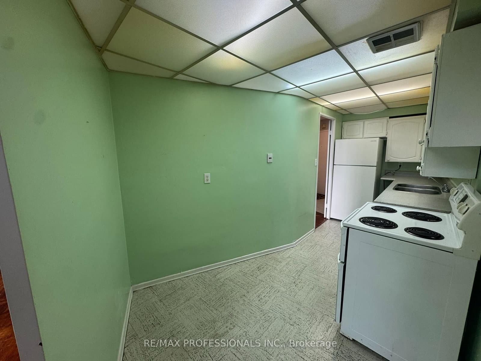 11 Wincott Drive, Unit 602 thumbnail 9