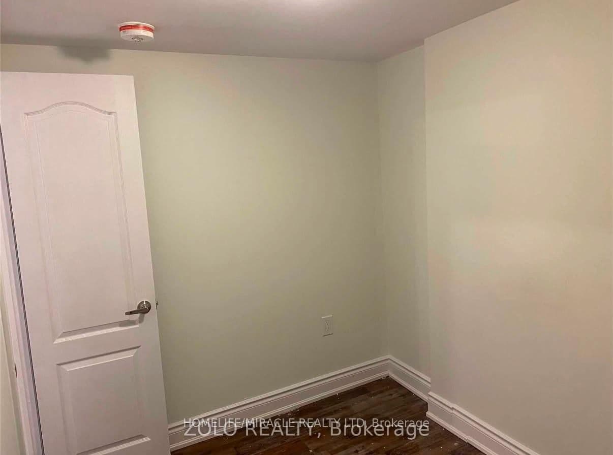 236B Renforth Drive thumbnail 7
