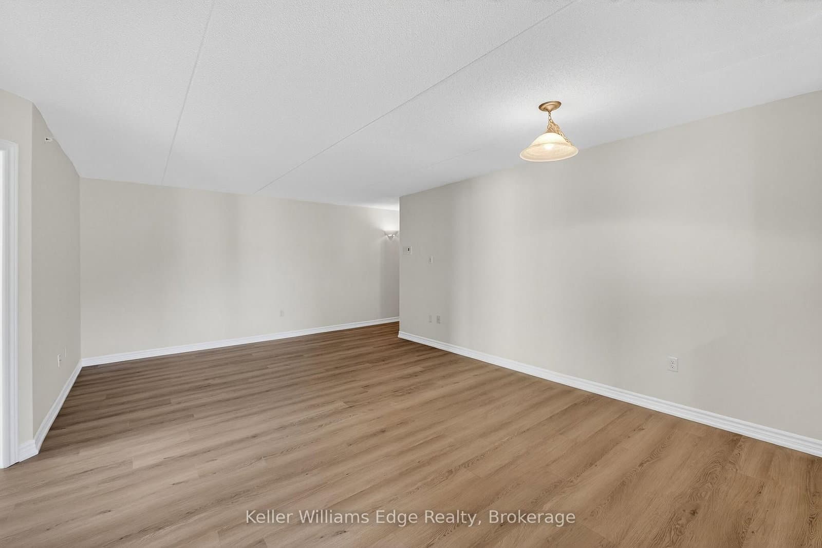 1350 Main Street E, Unit 301 thumbnail 10