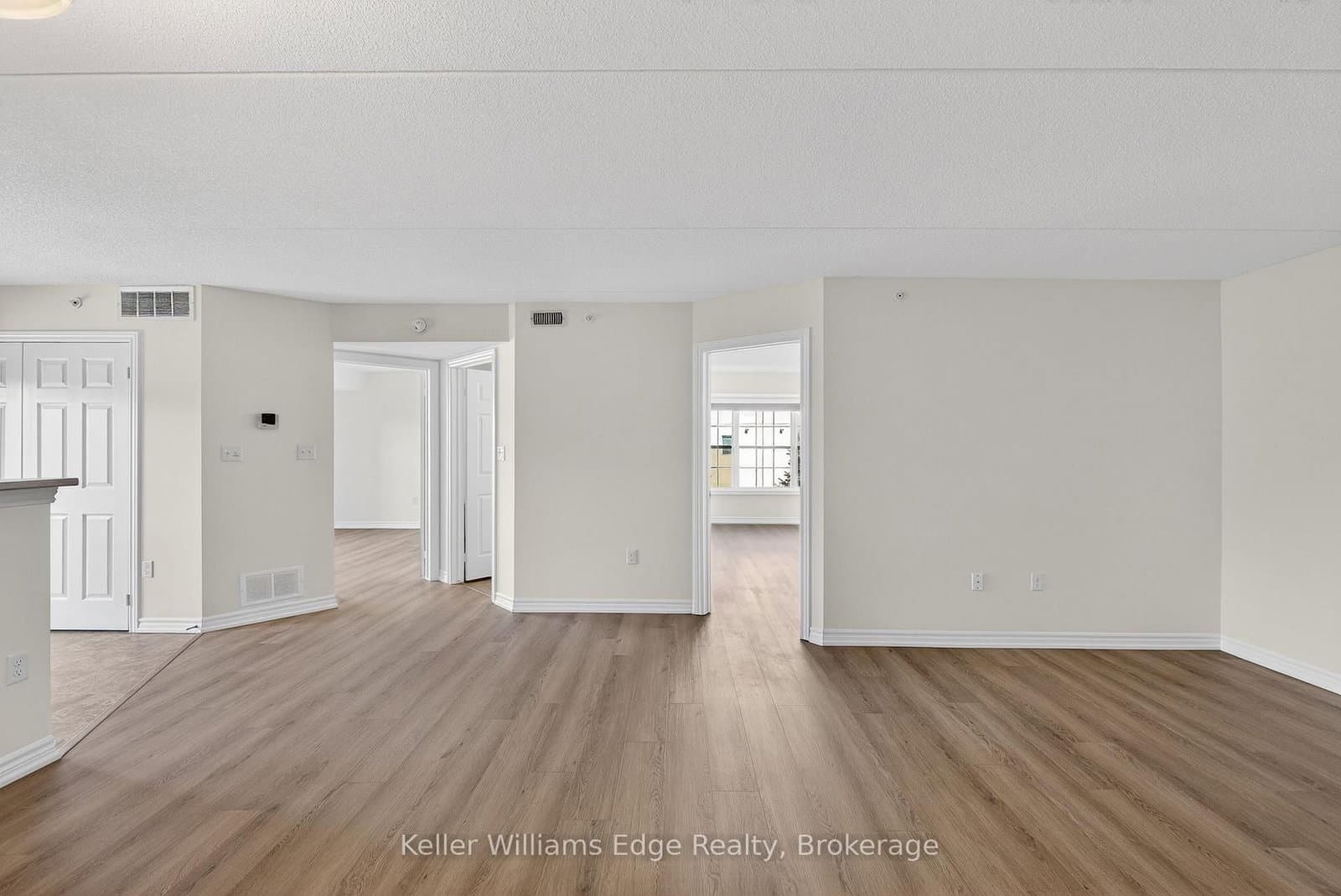 1350 Main Street E, Unit 301 thumbnail 13