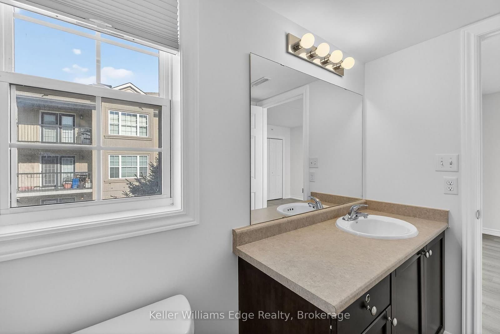 1350 Main Street E, Unit 301 thumbnail 28