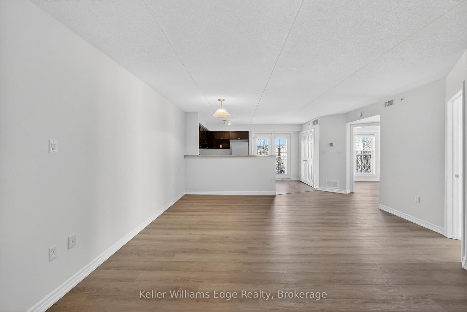1350 Main Street E, Unit 301 thumbnail 7