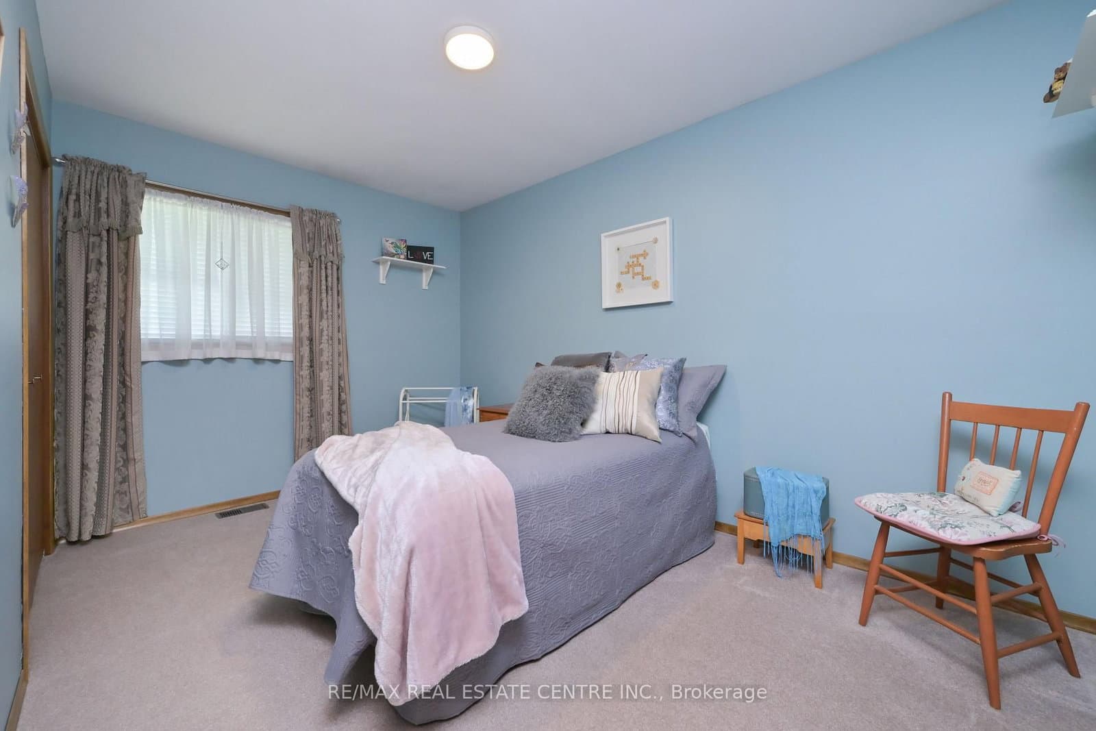 37 Margaret Street E thumbnail 18