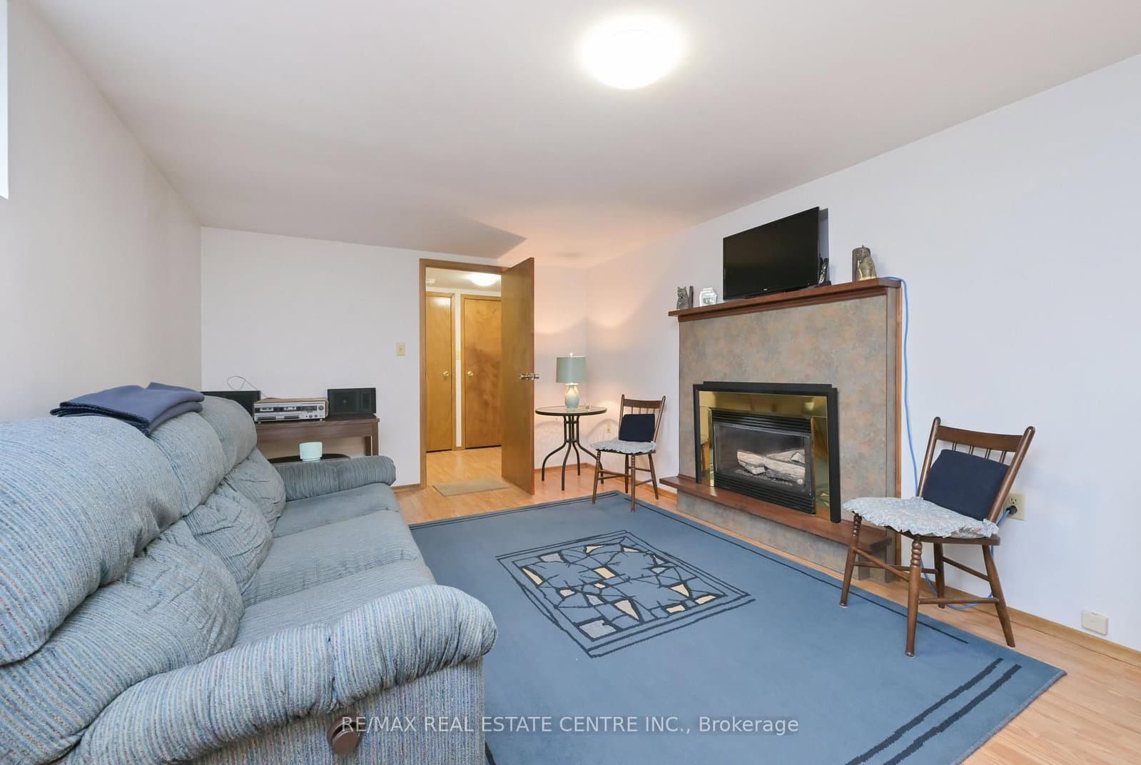 37 Margaret Street E thumbnail 22