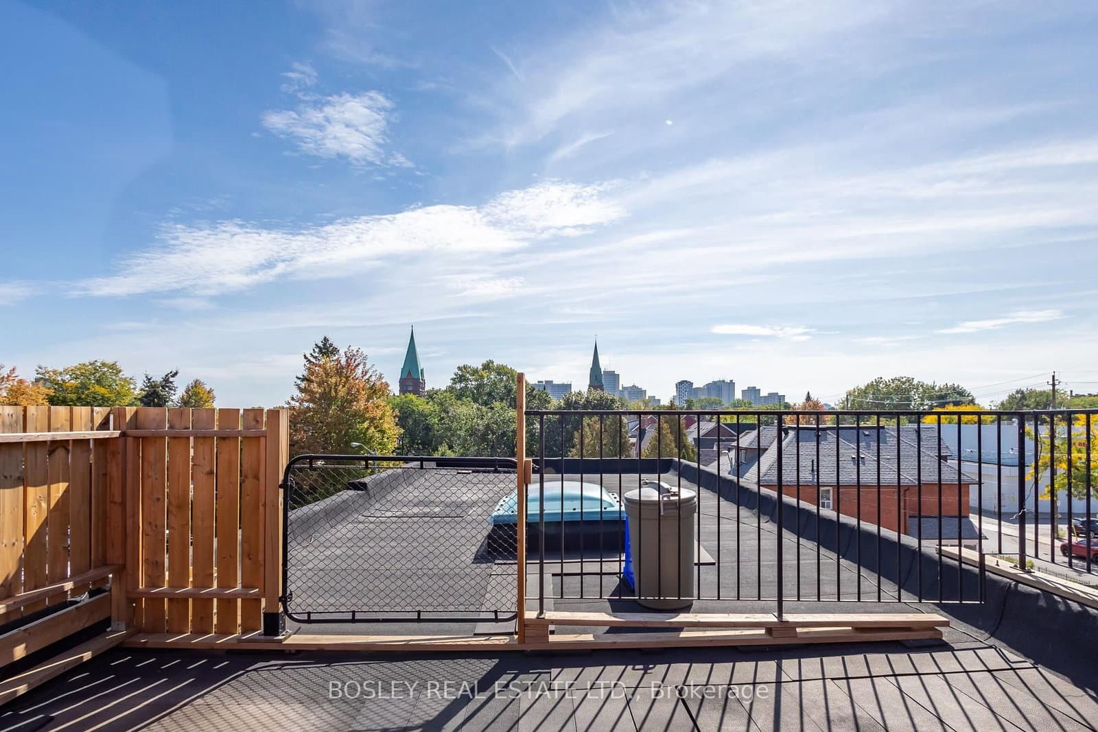 2963 Dundas Street W thumbnail 33