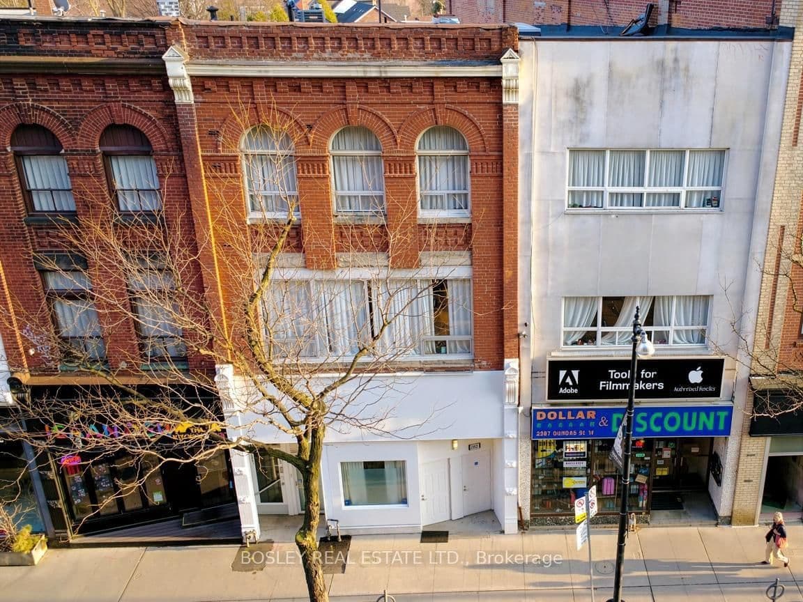 2963 Dundas Street W - Image 1