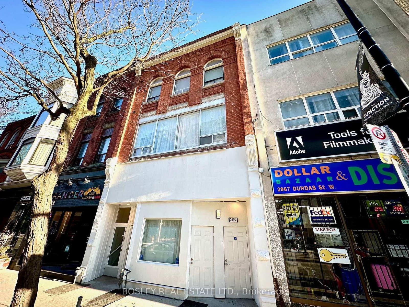 2963 Dundas Street W thumbnail 32