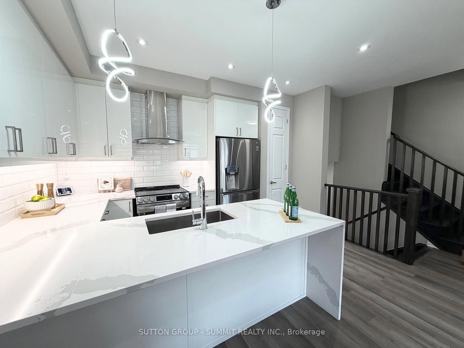 1569 Denison Place thumbnail 8