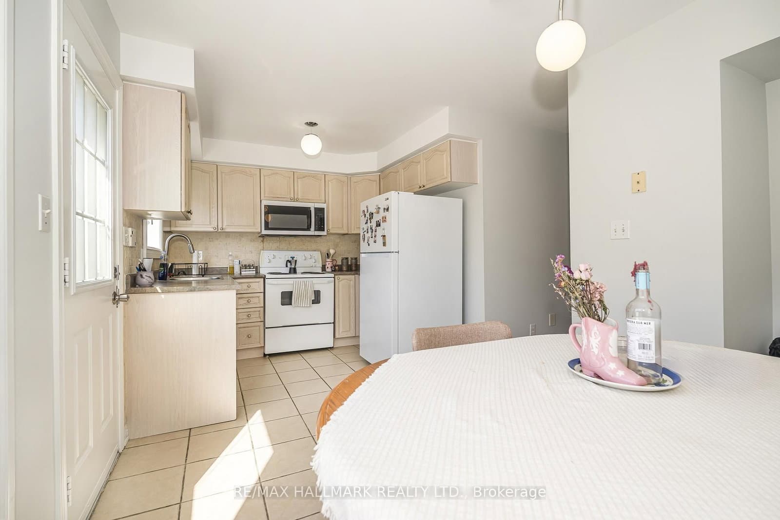 125 Viella Street, Unit Main/Base thumbnail 7