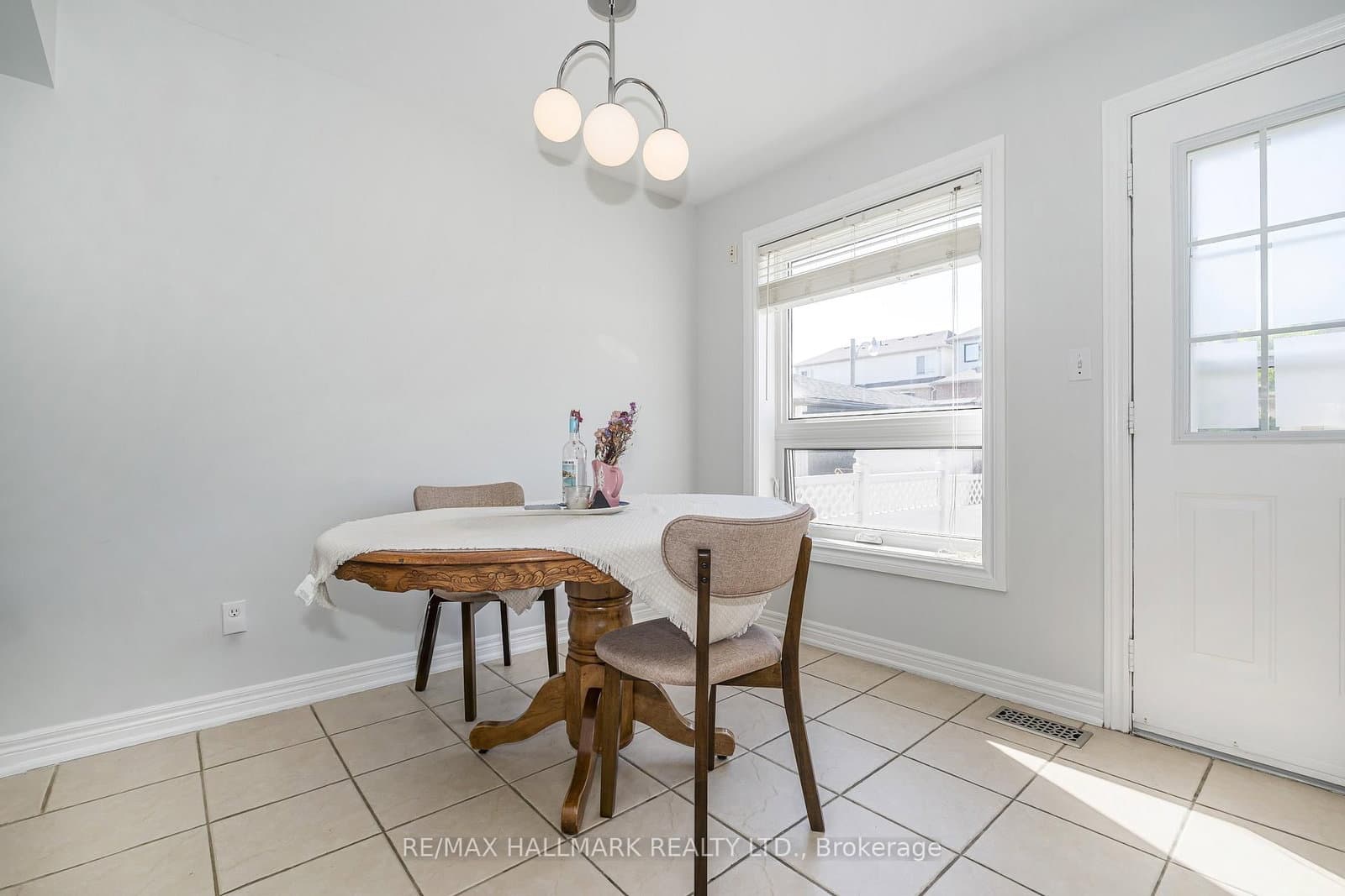 125 Viella Street, Unit Main/Base thumbnail 9