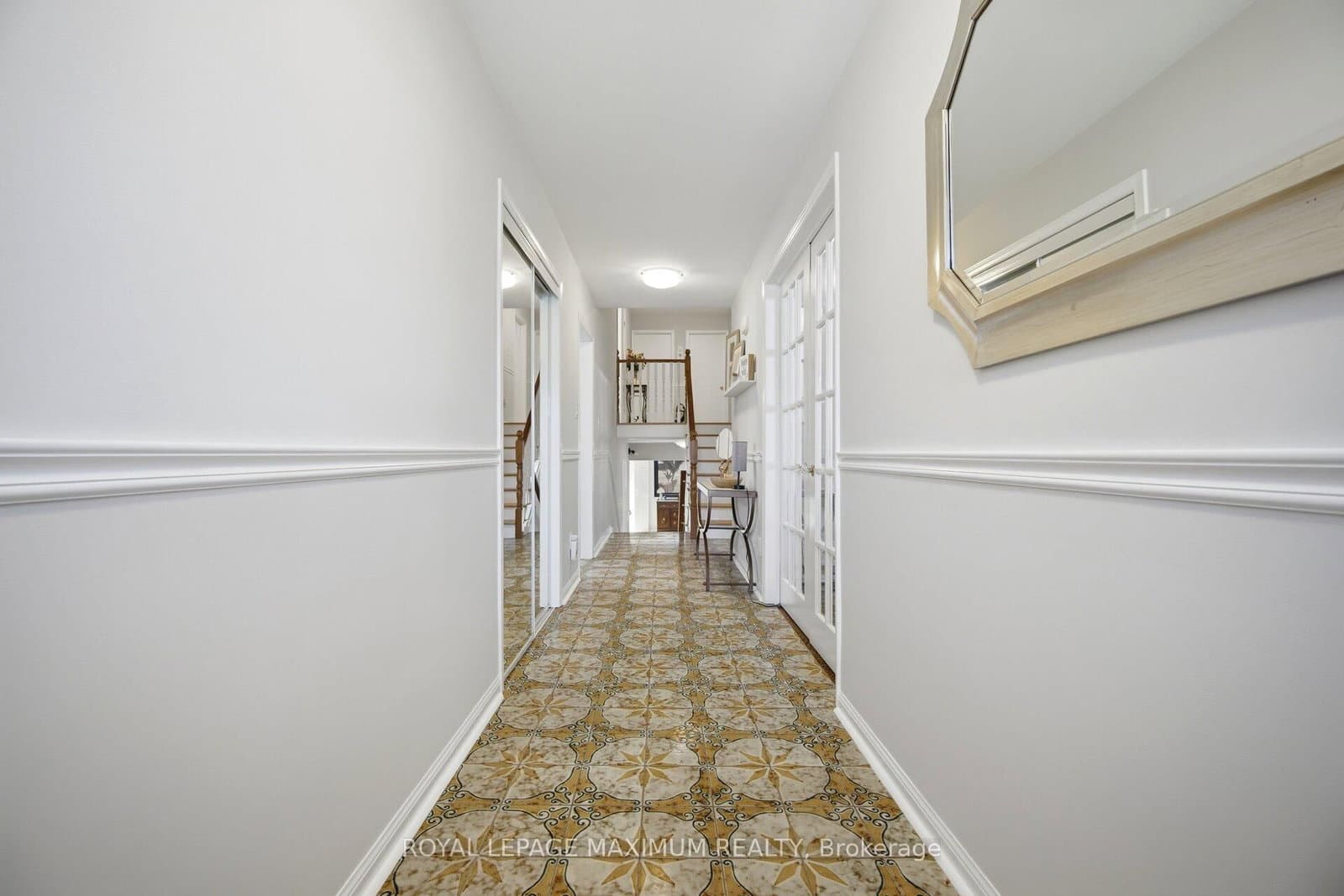 255 John Street thumbnail 5