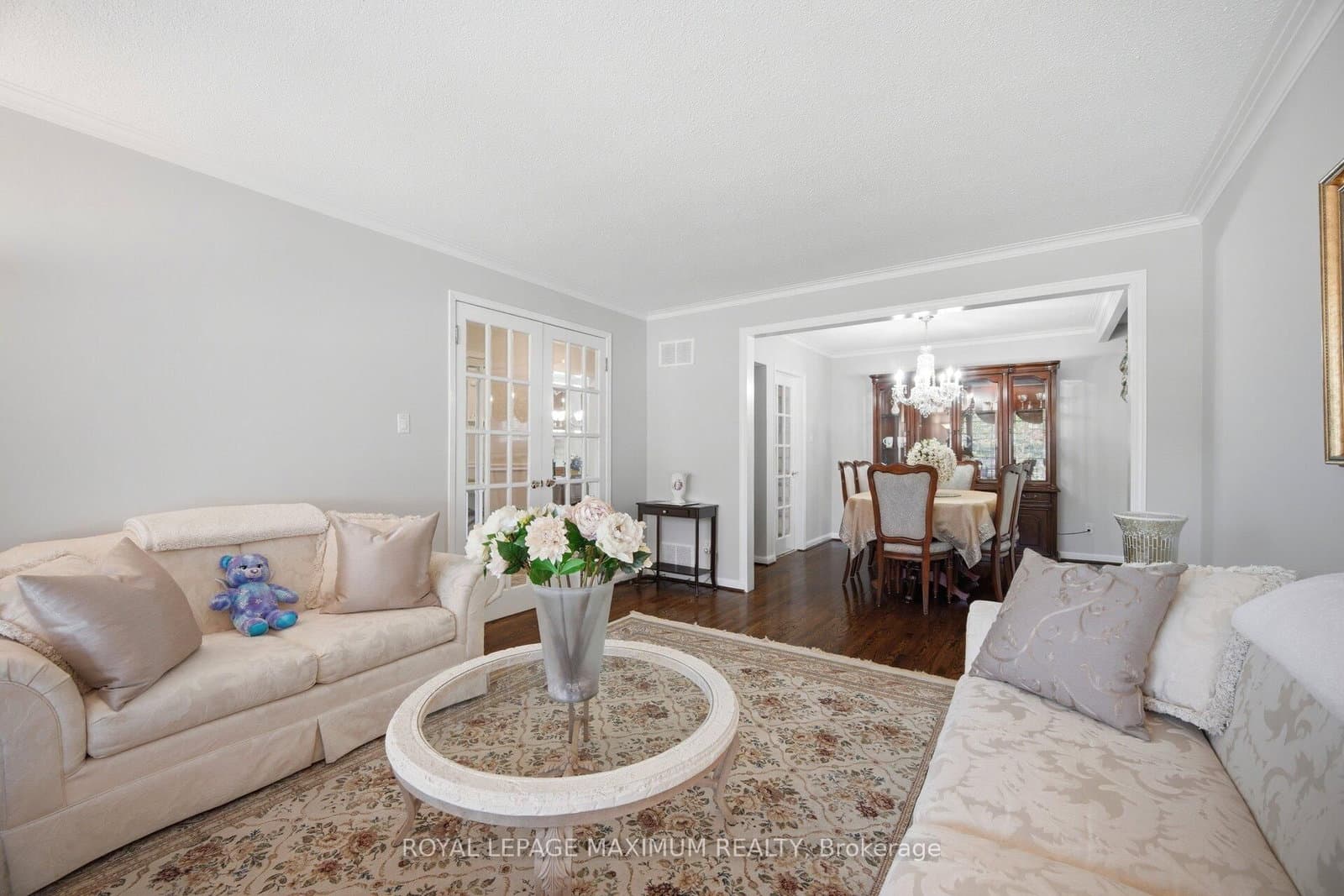 255 John Street thumbnail 8