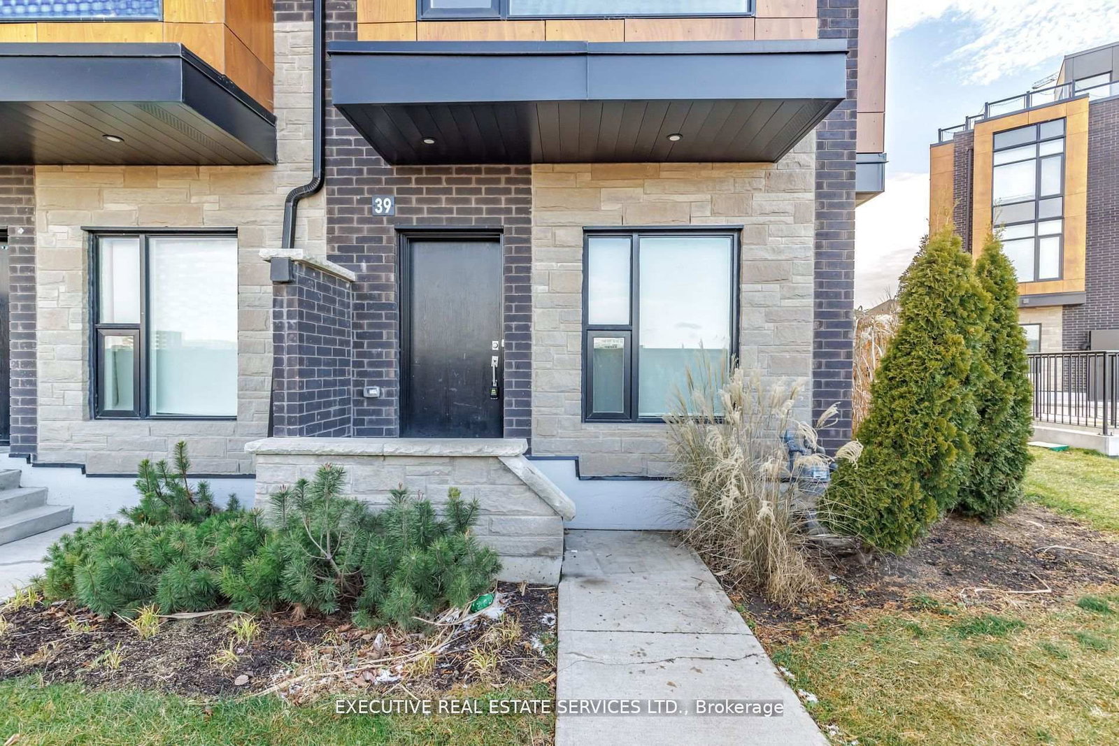 200 Malta Avenue, Unit 39 thumbnail 3