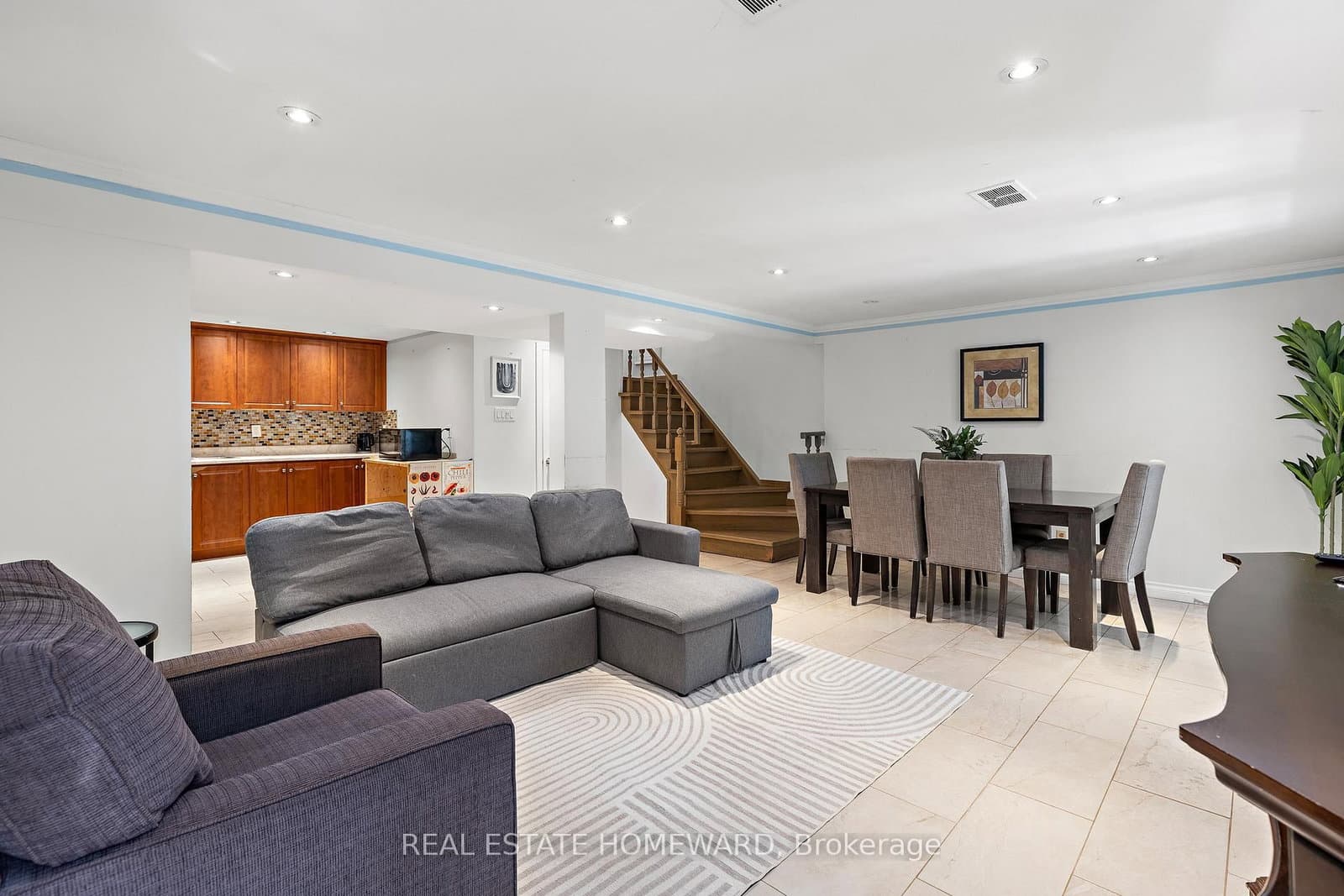85 Letchworth Crescent thumbnail 21