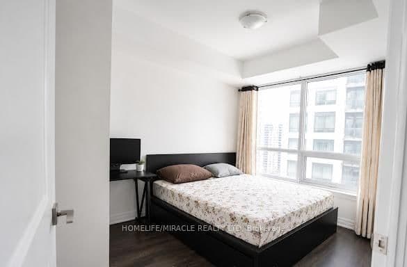 36 Elm Drive, Unit 1003 thumbnail 7