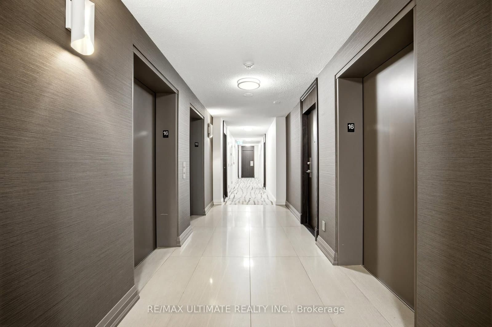 3 Michael Power Place, Unit 1603 thumbnail 2
