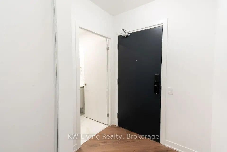 395 Dundas Street N, Unit #701 thumbnail 20