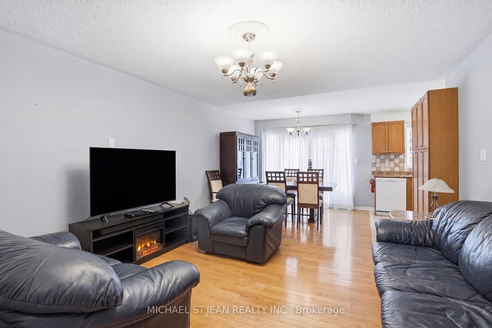 2393 Curtis Road thumbnail 6