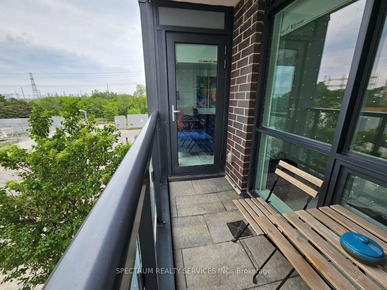 20 Thomas Riley Road W, Unit 207 thumbnail 19