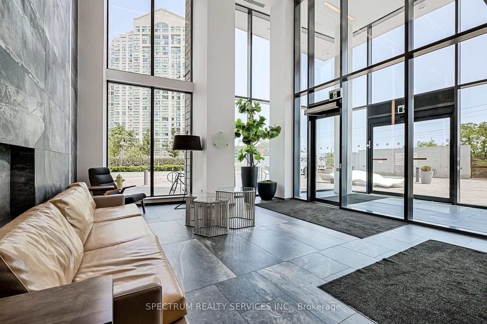 20 Thomas Riley Road W, Unit 207 thumbnail 3