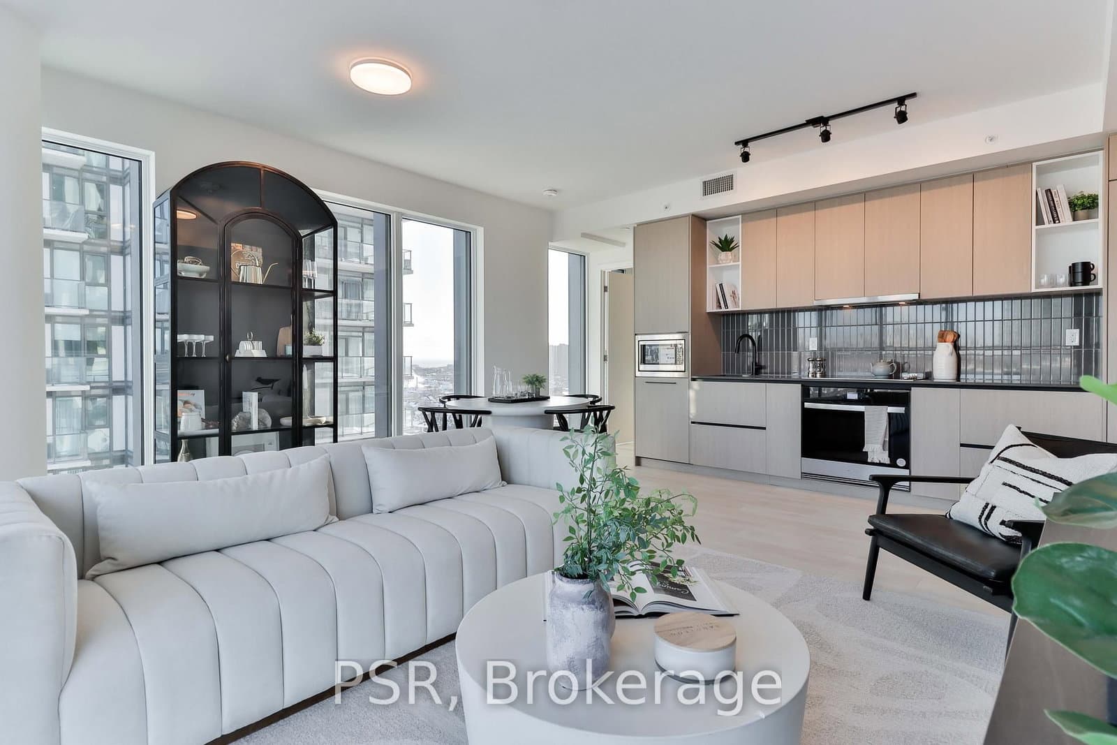 #1510 - 1285 Dupont Street