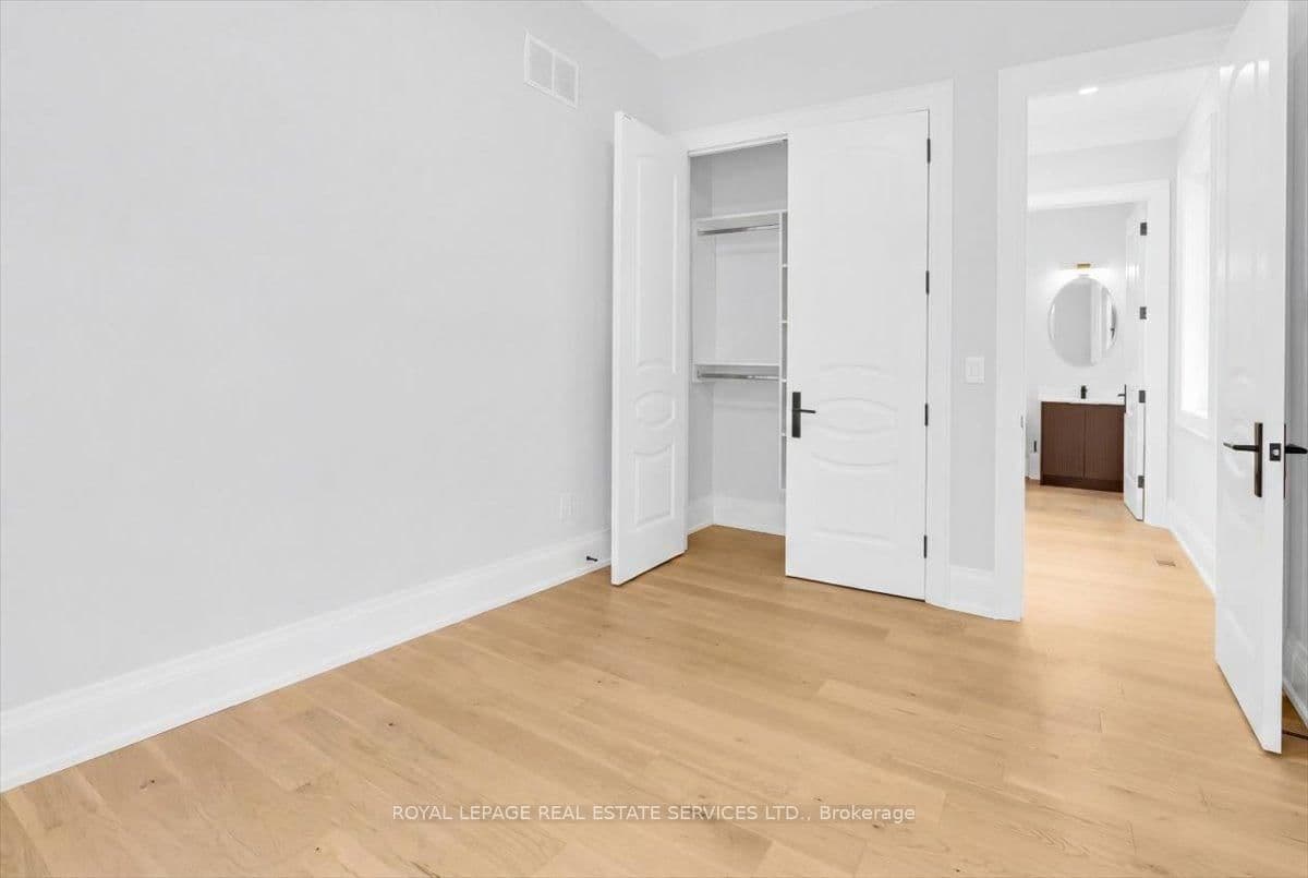 56 Battersea Crescent thumbnail 25