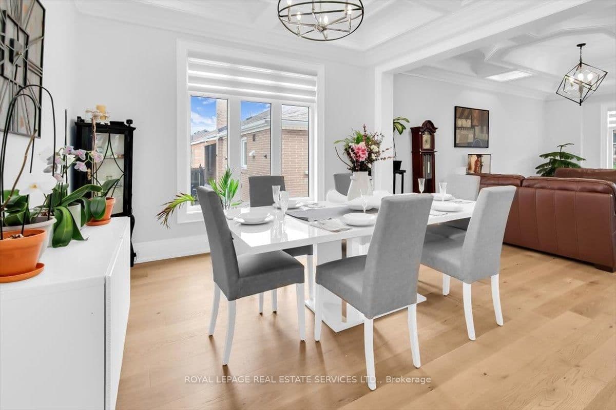 56 Battersea Crescent thumbnail 9