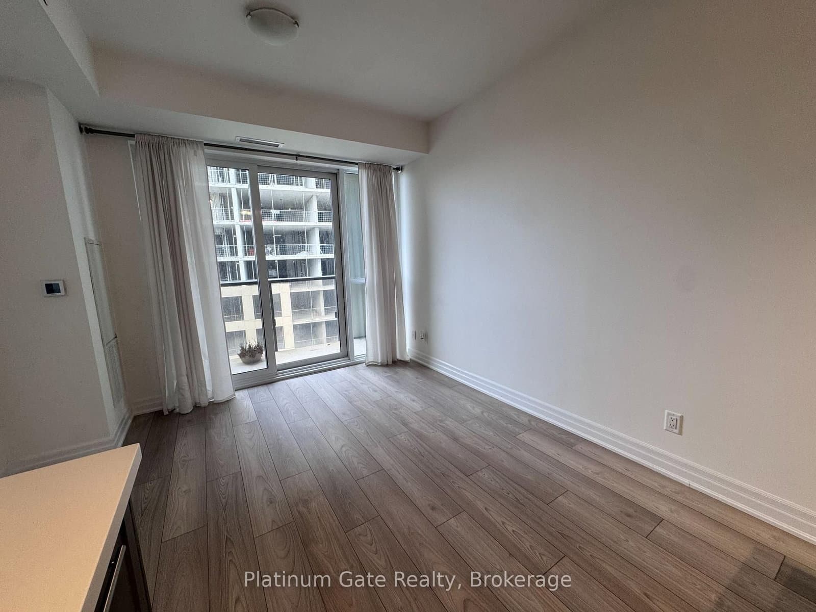 30 Elm Drive W, Unit 1702 thumbnail 16