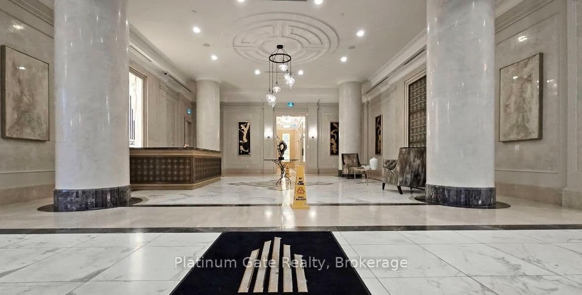 30 Elm Drive W, Unit 1702 thumbnail 5