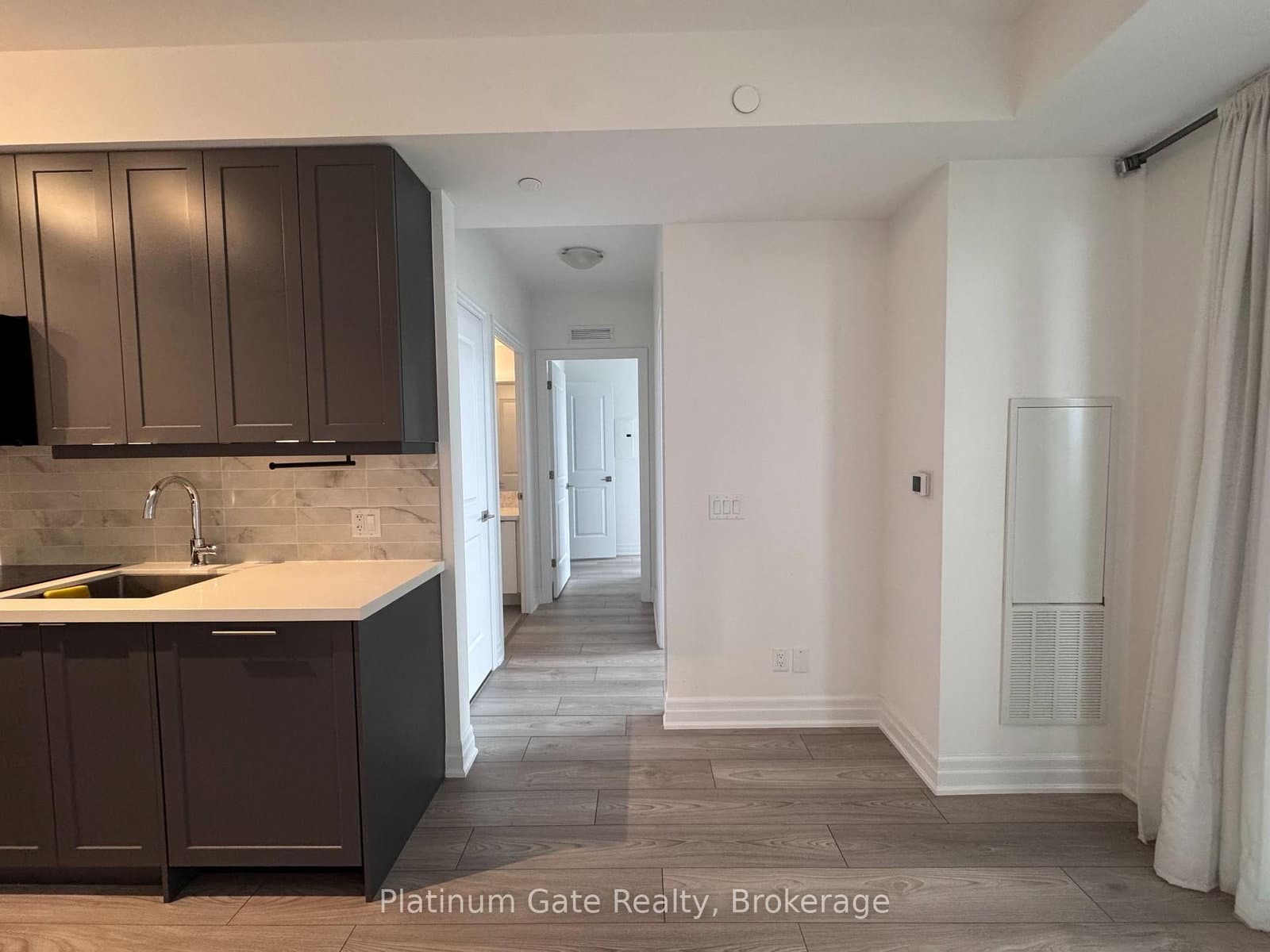 30 Elm Drive W, Unit 1702 thumbnail 8