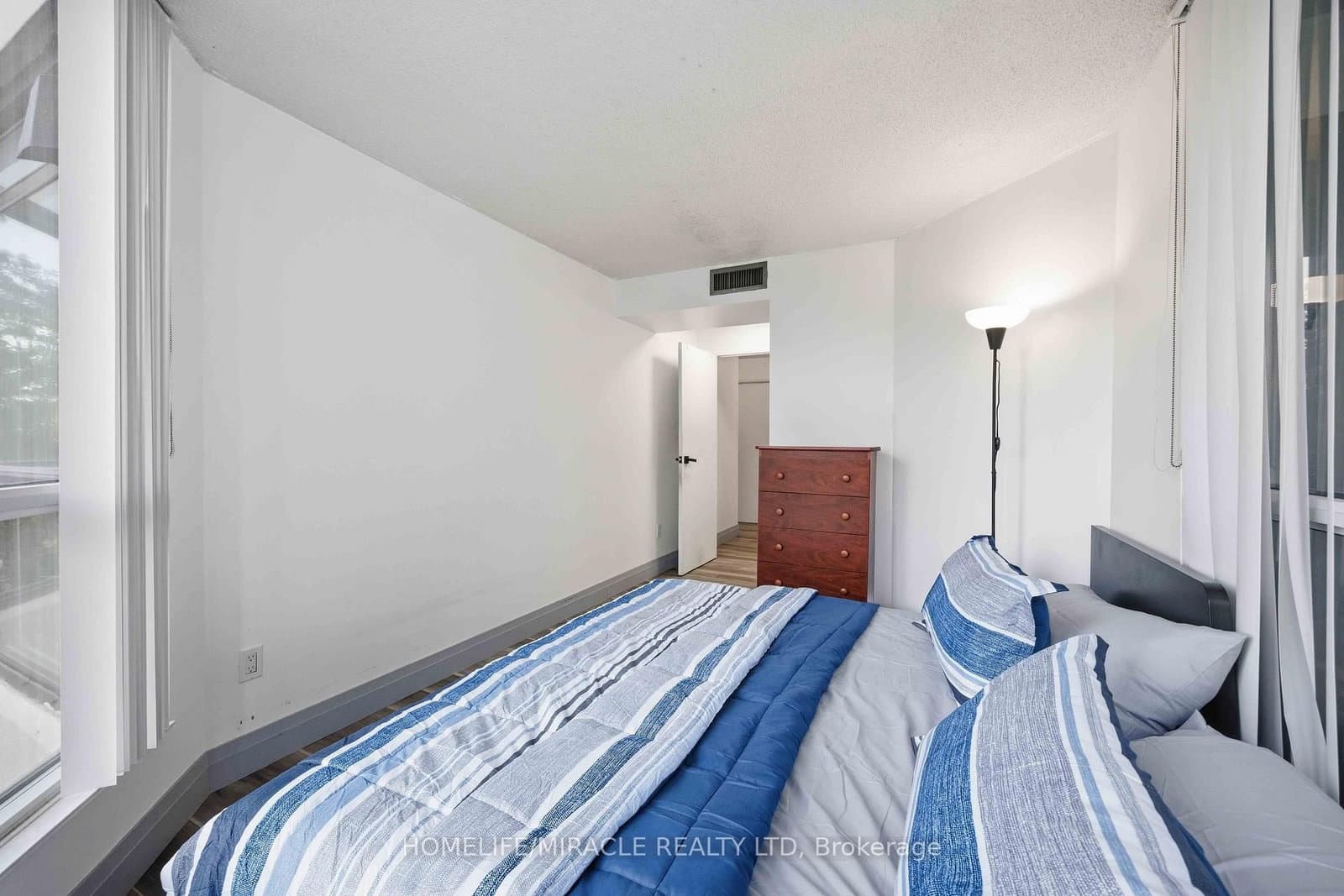 5 Rowntree Road, Unit 405 thumbnail 30