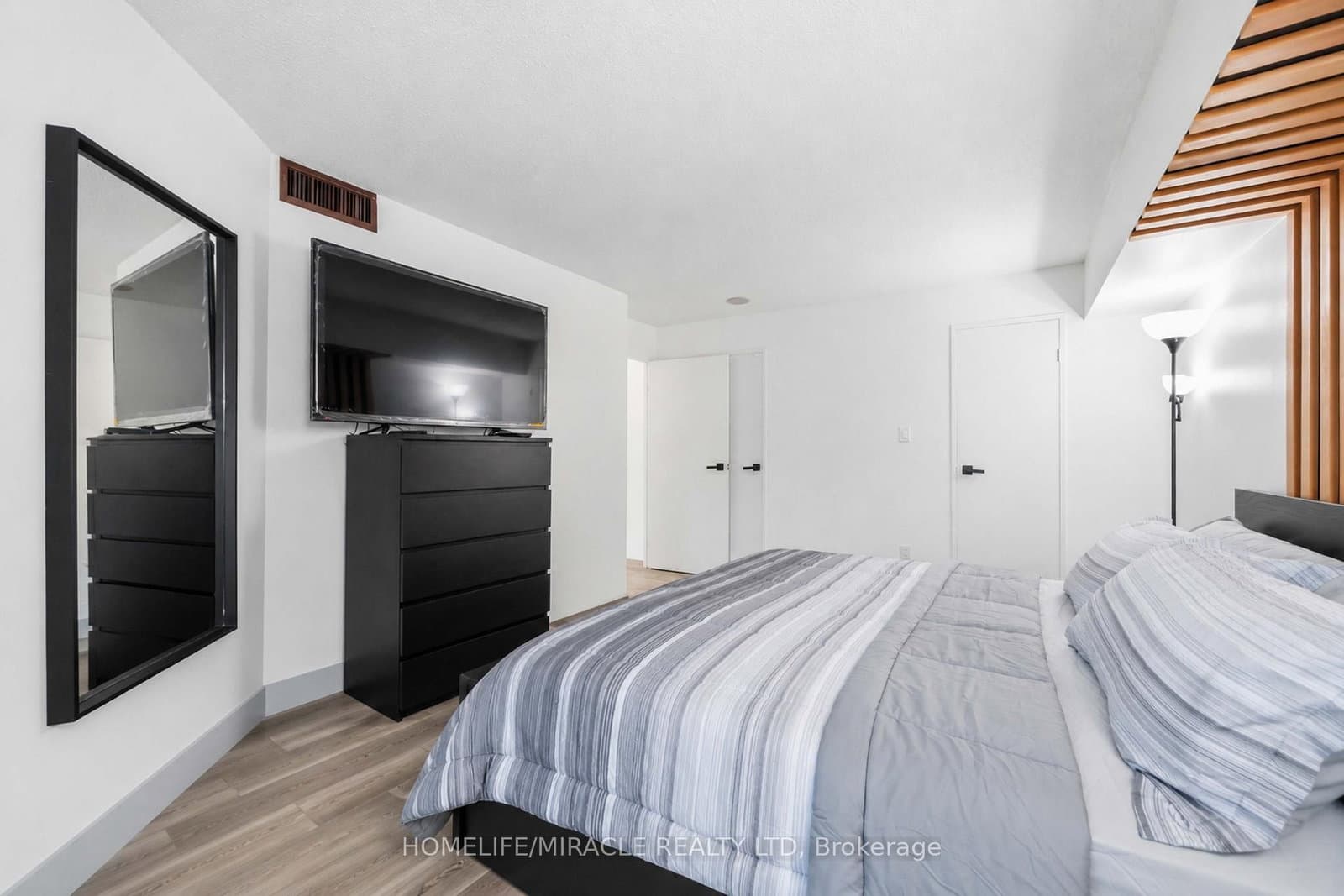 5 Rowntree Road, Unit 405 thumbnail 35