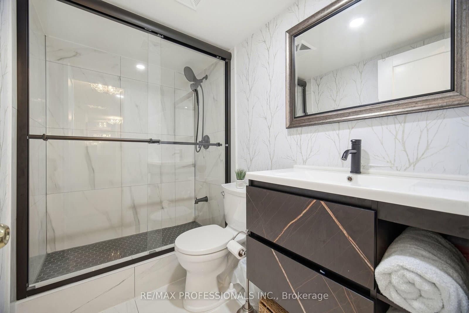 299 Mill Road, Unit 705 thumbnail 26