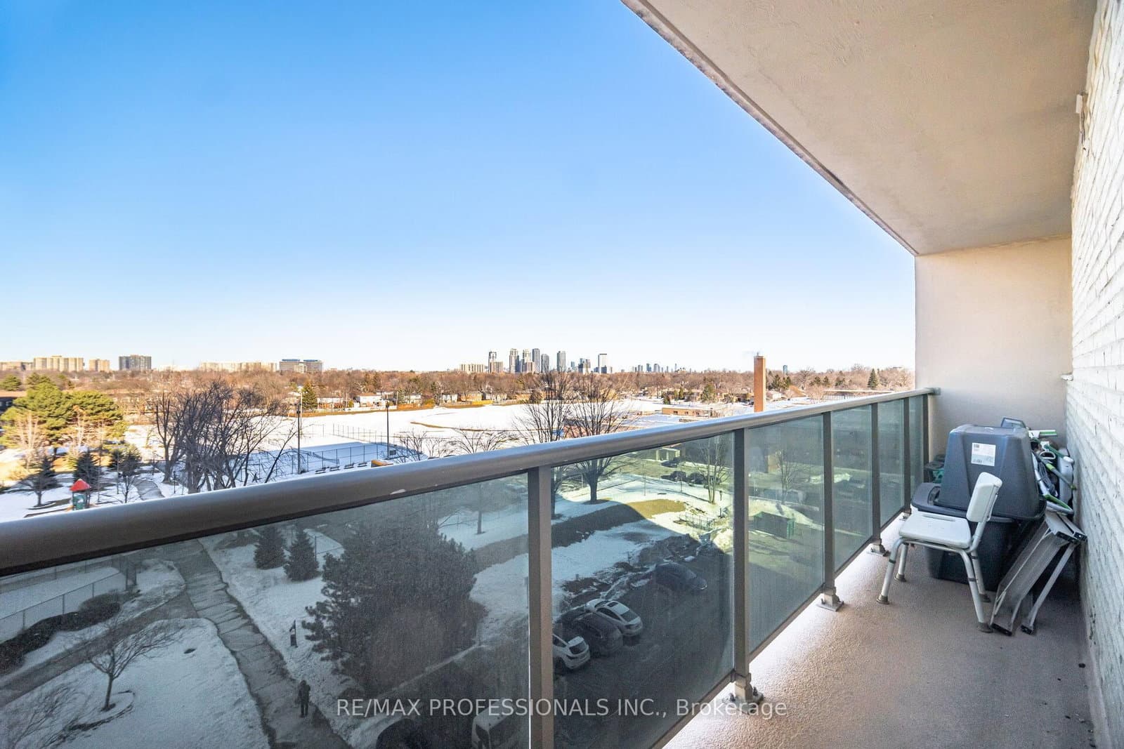 299 Mill Road, Unit 705 thumbnail 32