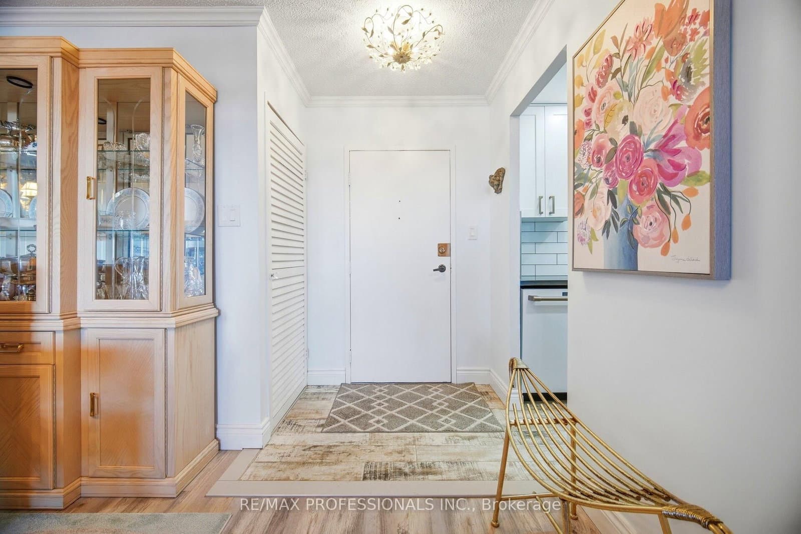 299 Mill Road, Unit 705 thumbnail 8