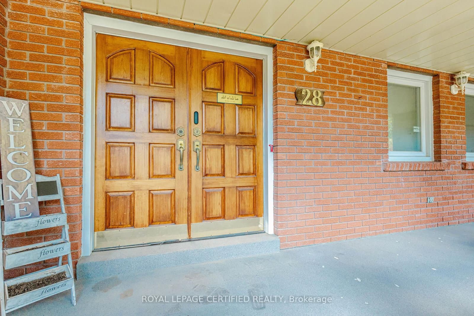 28 Walker Road E thumbnail 10