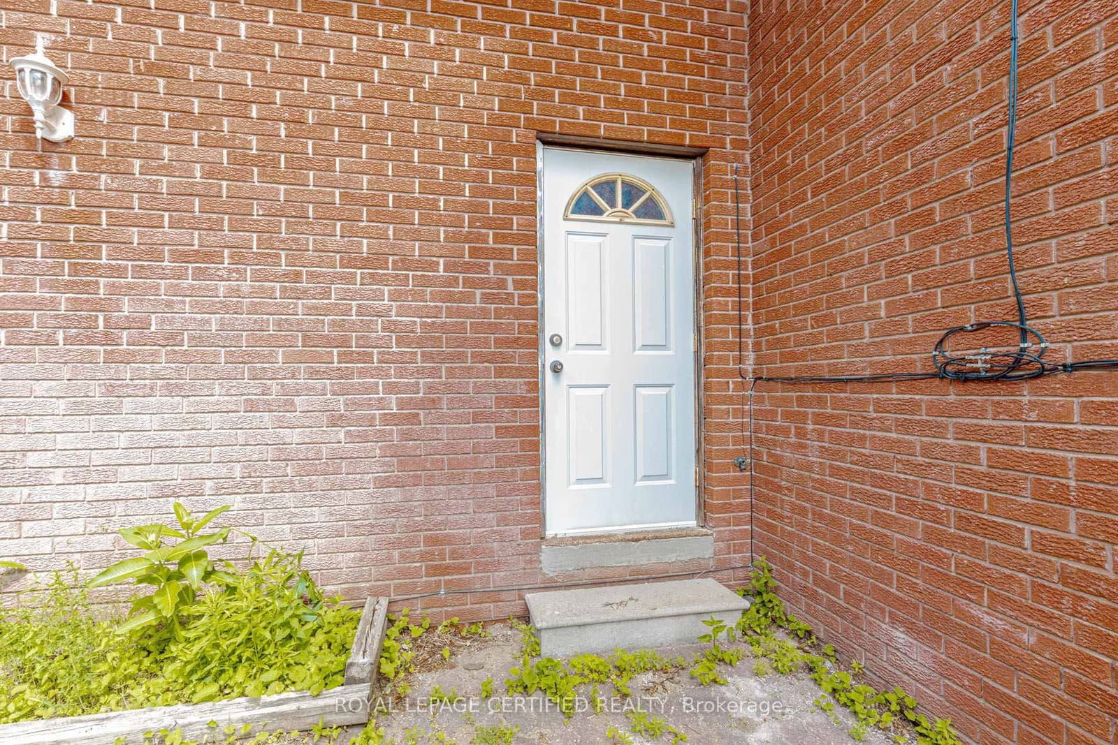 28 Walker Road E thumbnail 43