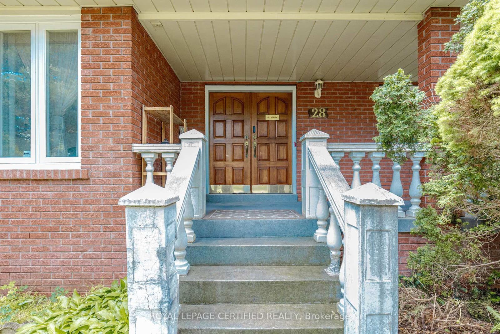 28 Walker Road E thumbnail 9
