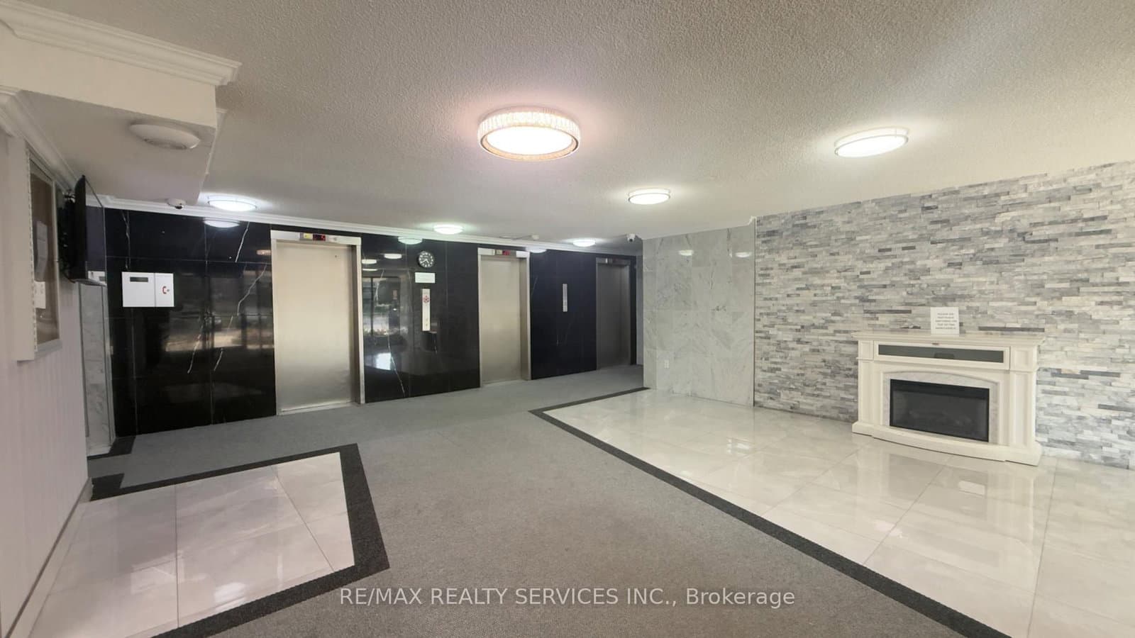 4 Kings Cross Road, Unit 1807 thumbnail 6