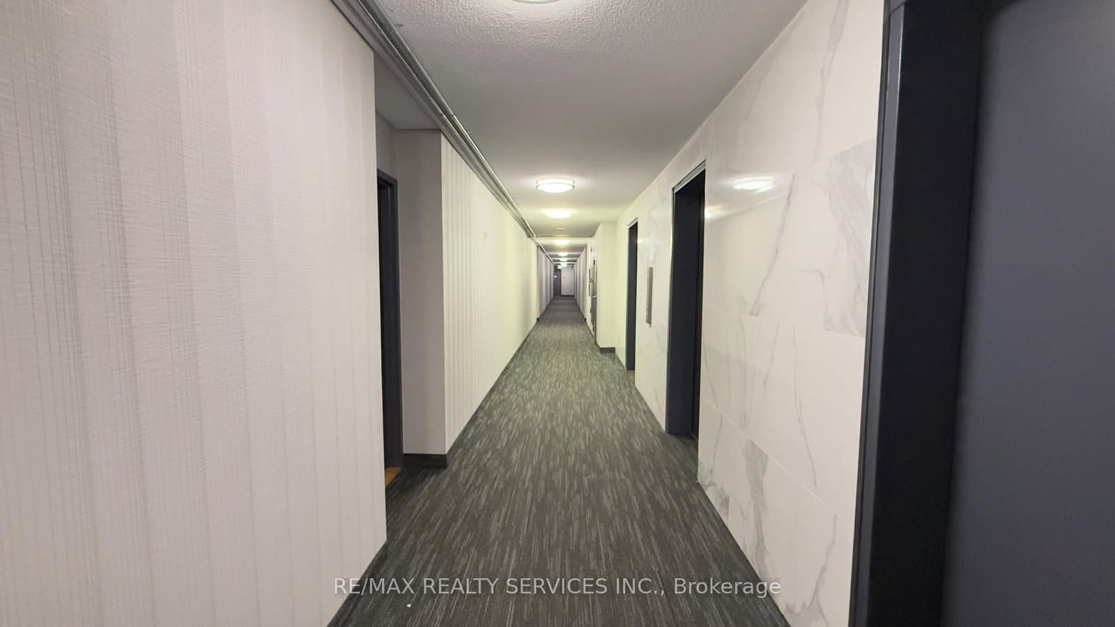 4 Kings Cross Road, Unit 1807 thumbnail 9