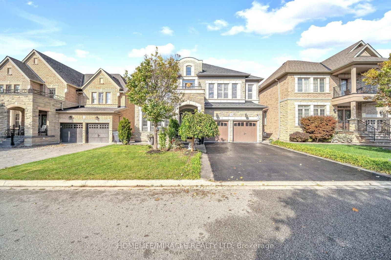 24 Haywood Drive thumbnail 2