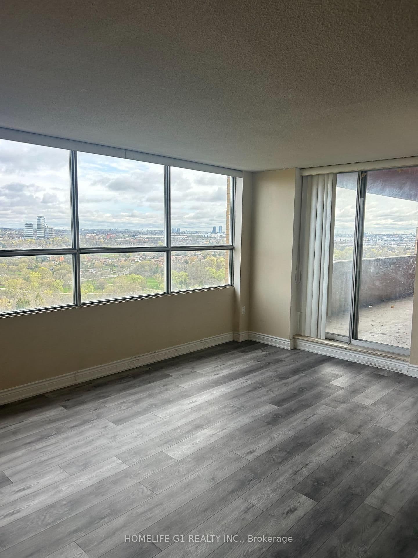 #1803 - 40 Panorama Court