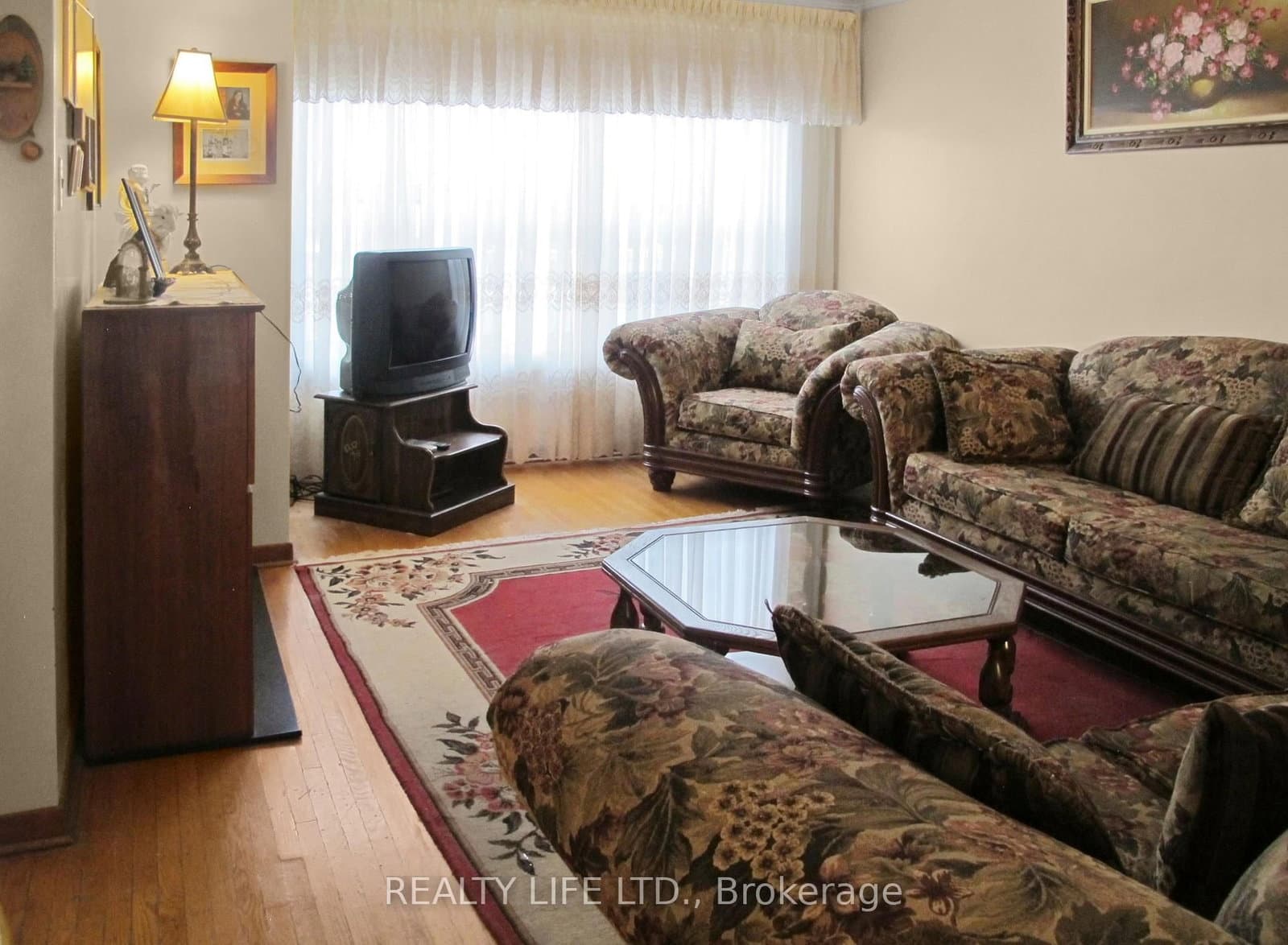 61 Cameron Avenue thumbnail 8