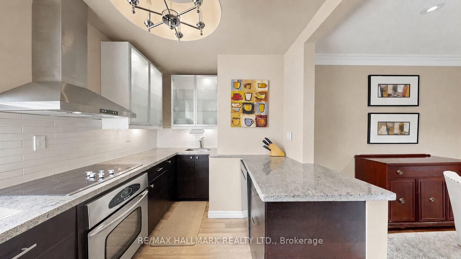 49 Queen Street E, Unit 402 thumbnail 16